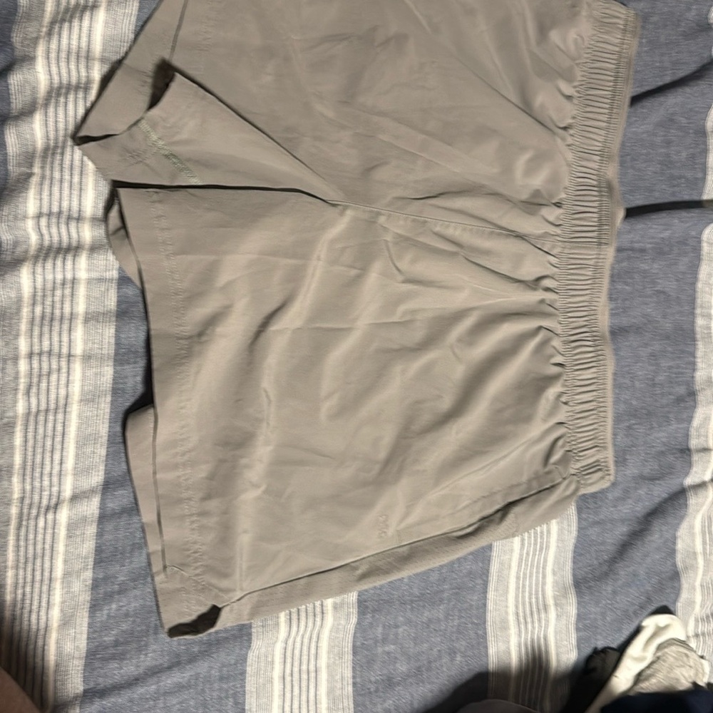 Men's Gray Shorts